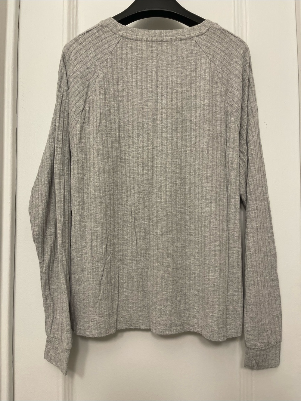 BANANA REPUBLIC Ribbed L/S Top - Picture 2 of 2